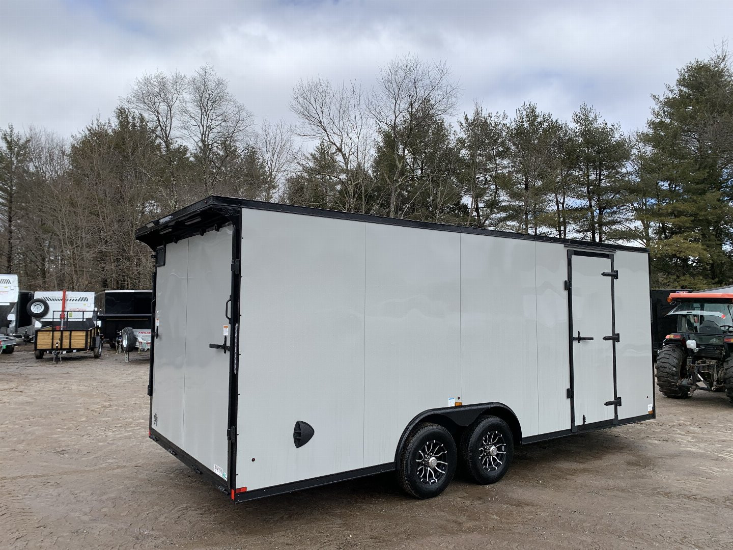New 2025 US Cargo 8.5X20 + 3FT V nose/ 7' interior/ I-Beam frame/ Avalanche Grey/ Blackout Package-9990gvw
