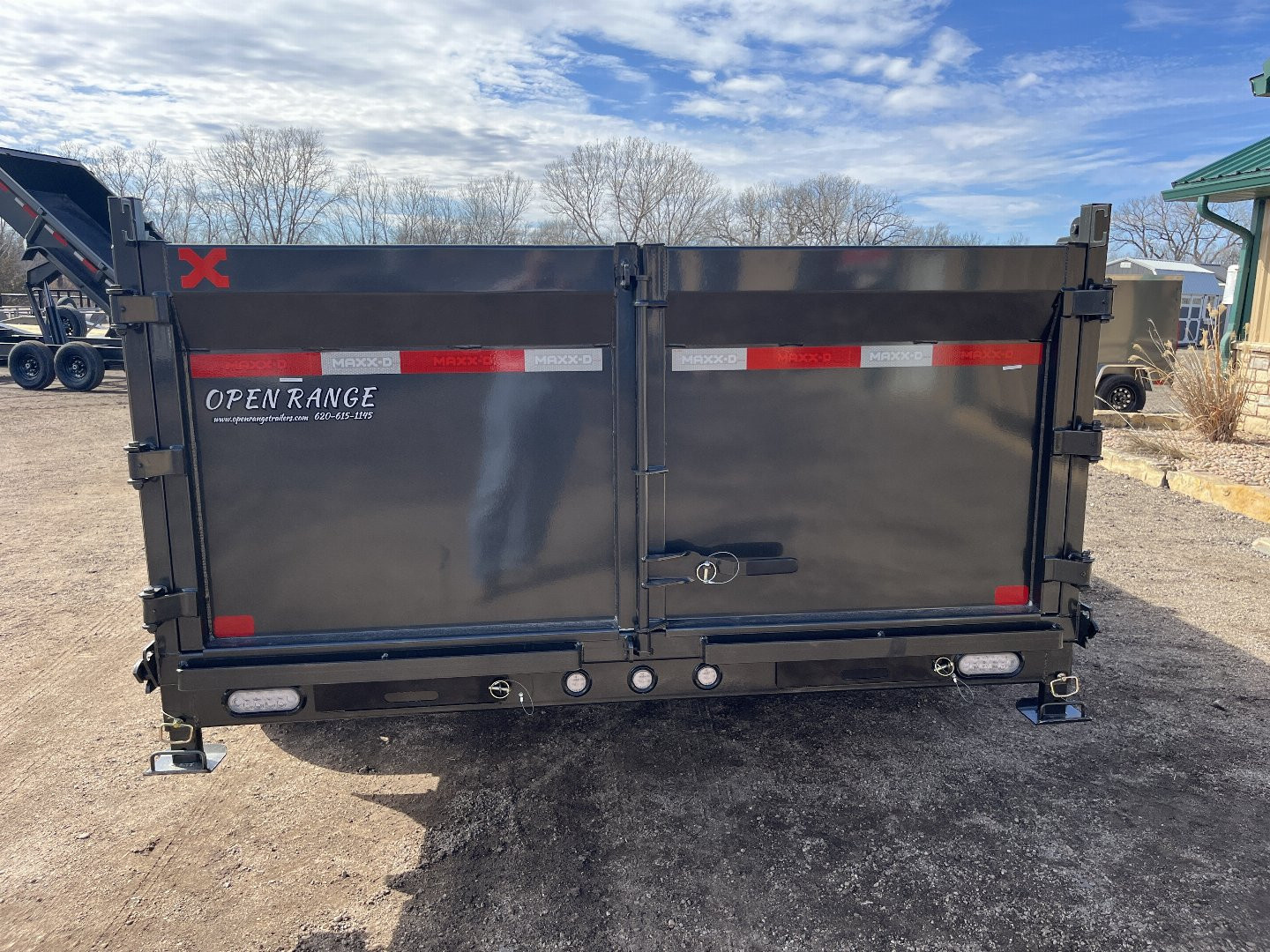 New 2025 MAXXD DJX 83x14 Dump Trailer
