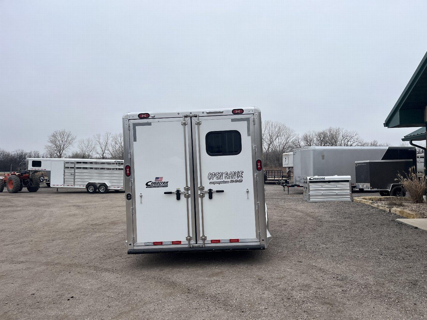 New 2025 Cimarron Trailers Norstar 3 Horse Trailer