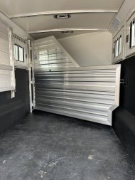 New 2025 Cimarron Trailers Norstar 3 Horse Trailer