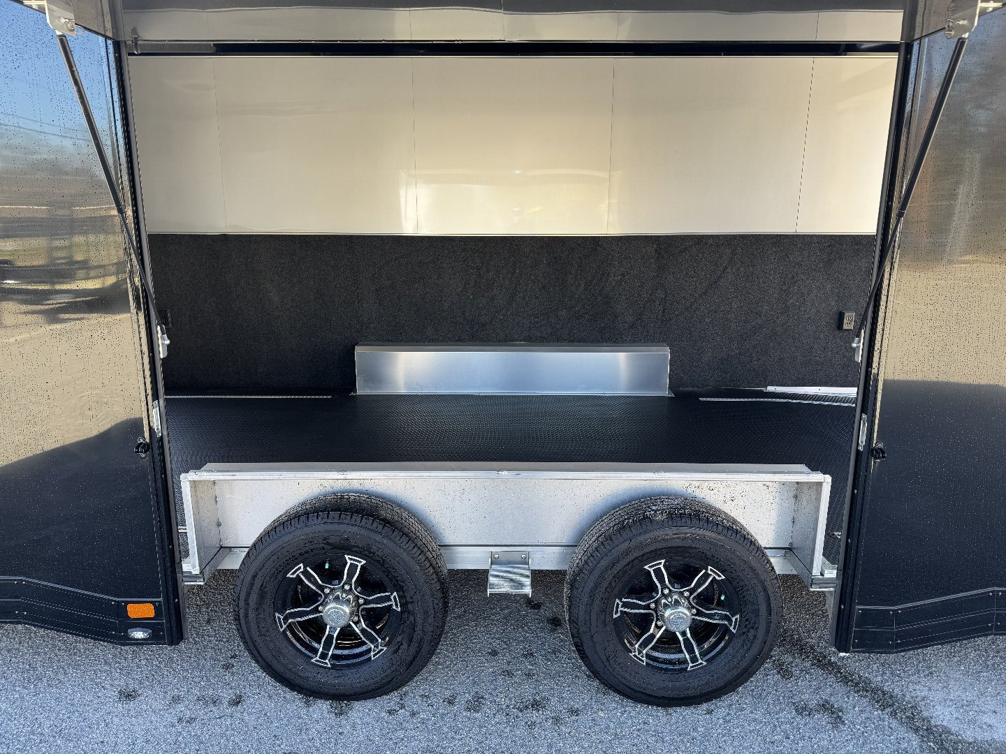 New 2024 ATC ROM500 8.5X24 Car / Racing Trailer