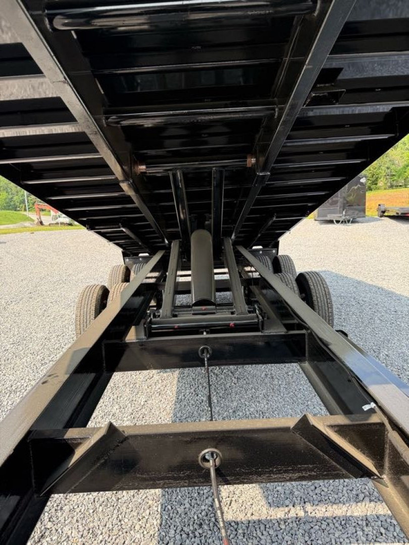 New 2025 Big Tex Trailers 25DU-20 Dump Trailer