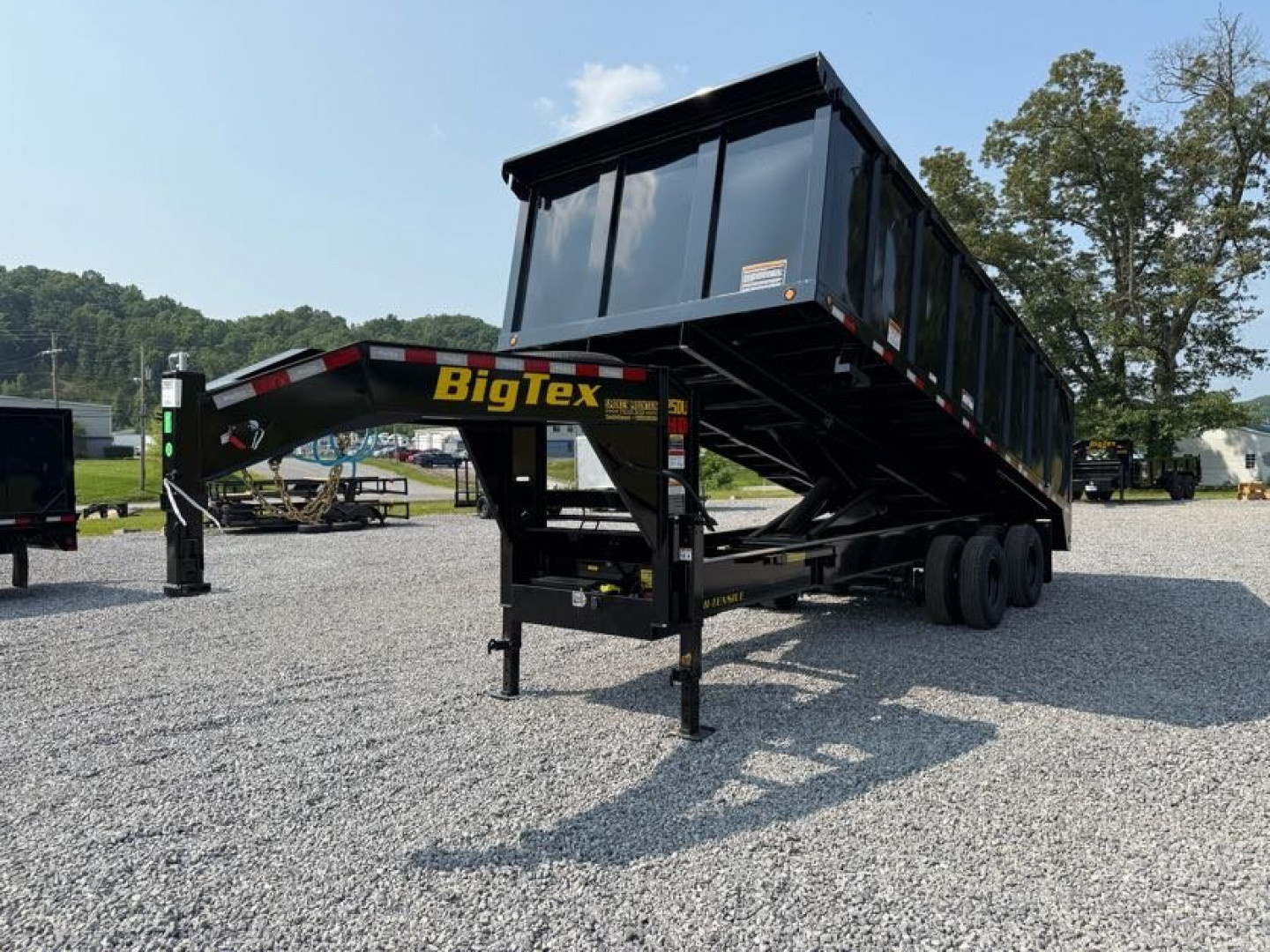 New 2025 Big Tex Trailers 25DU-20 Dump Trailer