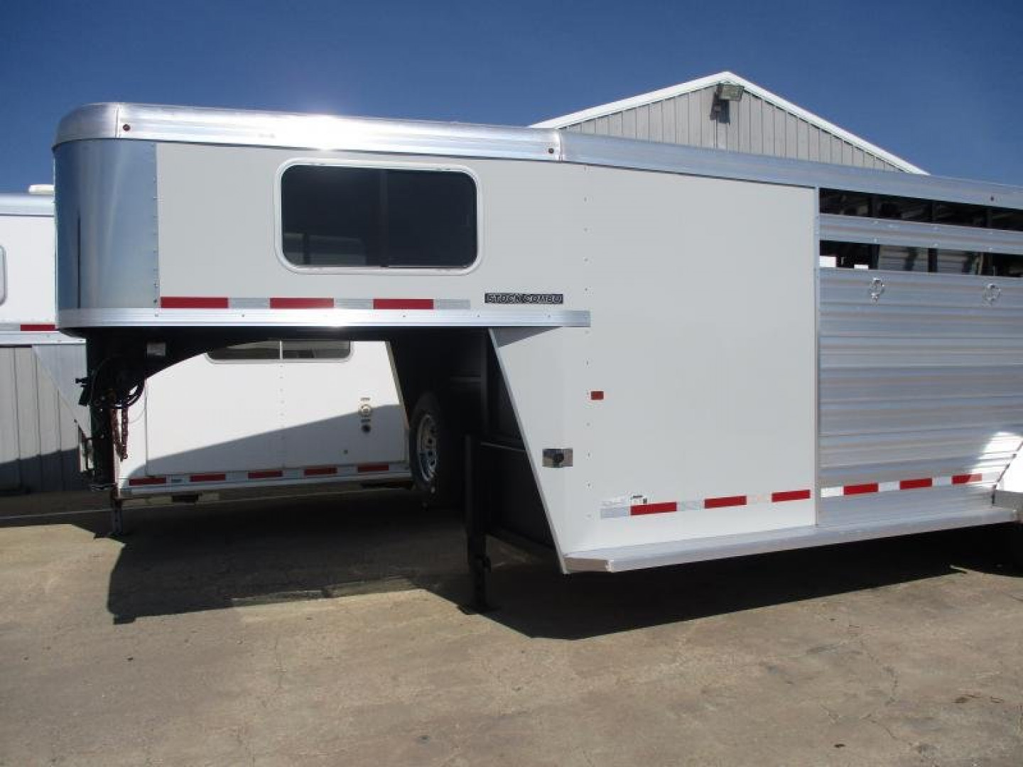 New 2023 Logan Coach Stock Combo Stock / Stock Combo Trailer