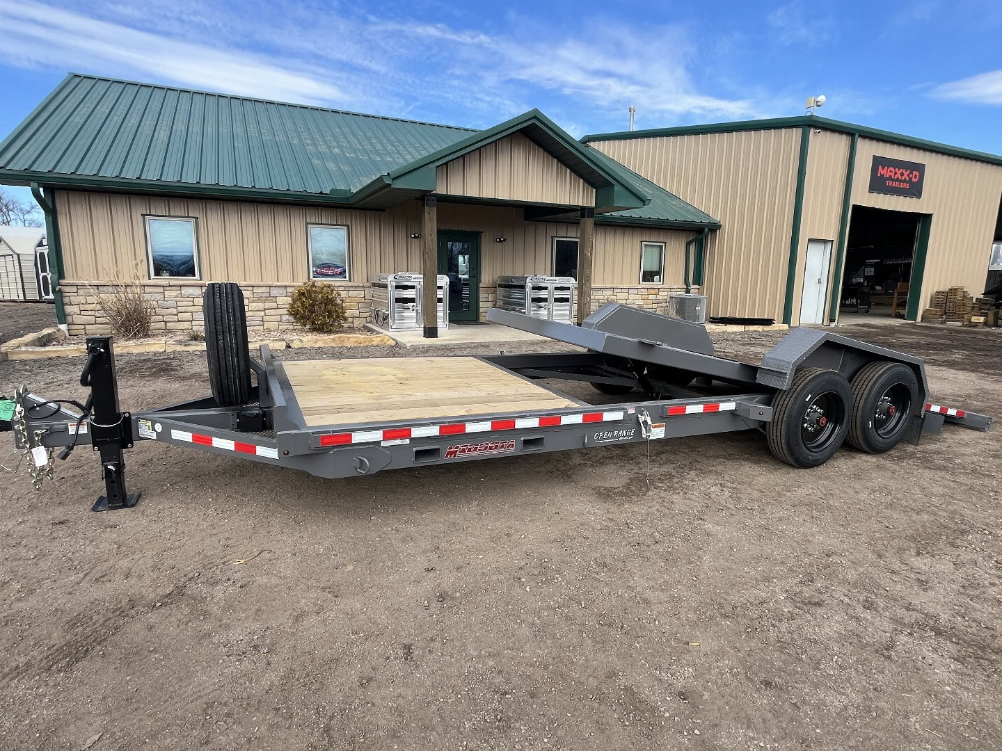 New 2025 Midsota TB-22 Tilt Trailer