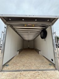 New 2025 High Country 8.5x22+3ft V-Nose - Aluminum trailer/7' interior height/ Spread Torsion/ ext. tongue/ 9990gvw
