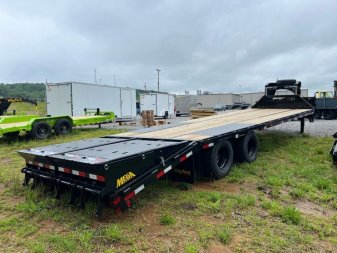 New 2025 Big Tex Trailers 22GN-25+5 MEGA Equipment Trailer