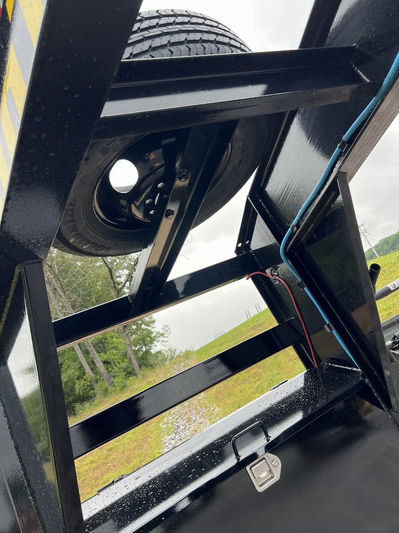 New 2025 Big Tex Trailers 22GN-20+5 MEGA Equipment Trailer