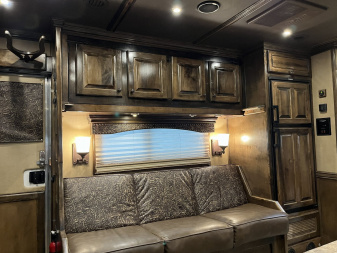 Used 2022 Cimarron 4 Horse Norstar Living Quarters Horse Trailer