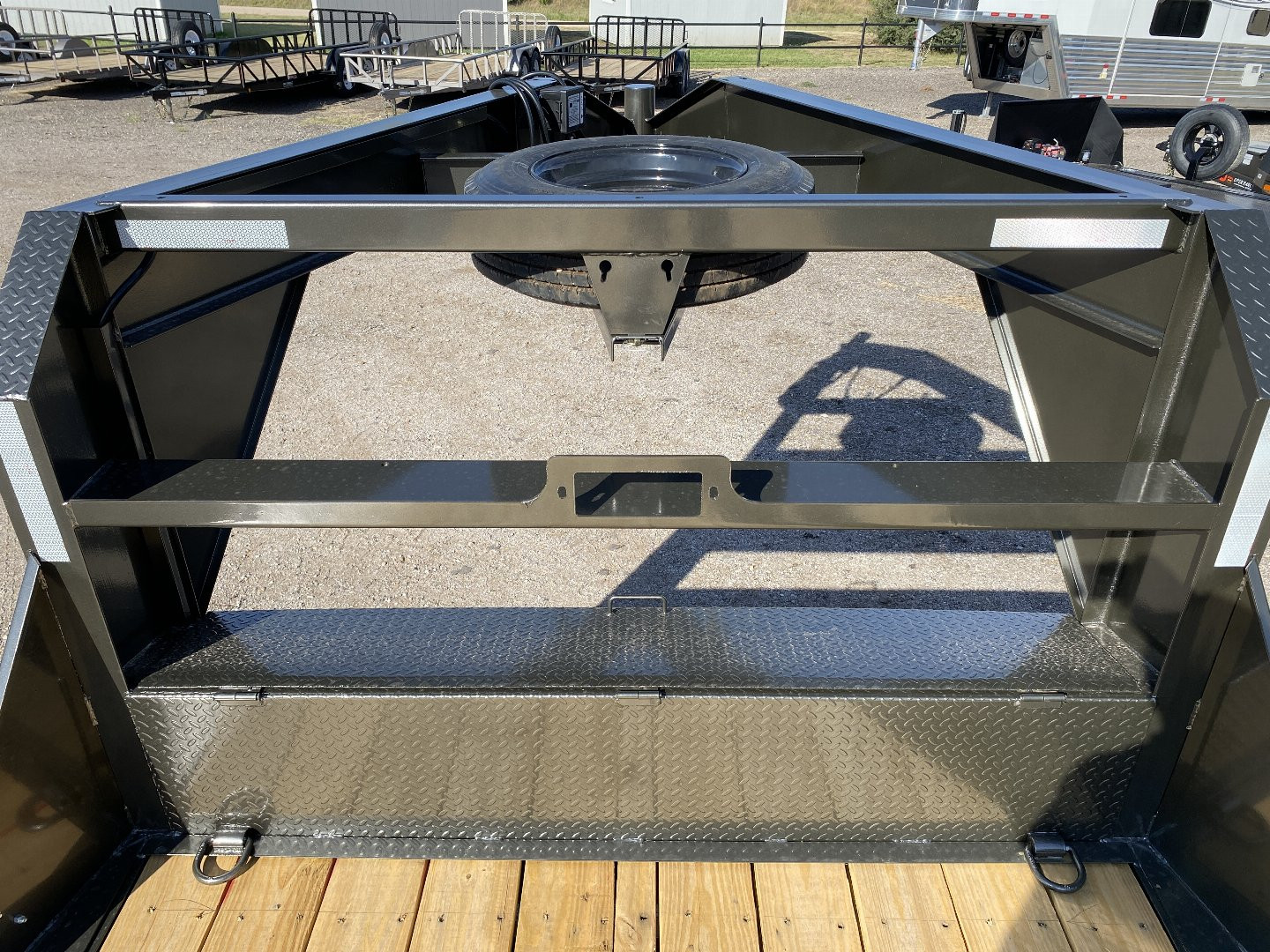 New 2025 MAXXD H8X Equipment Trailer 24'