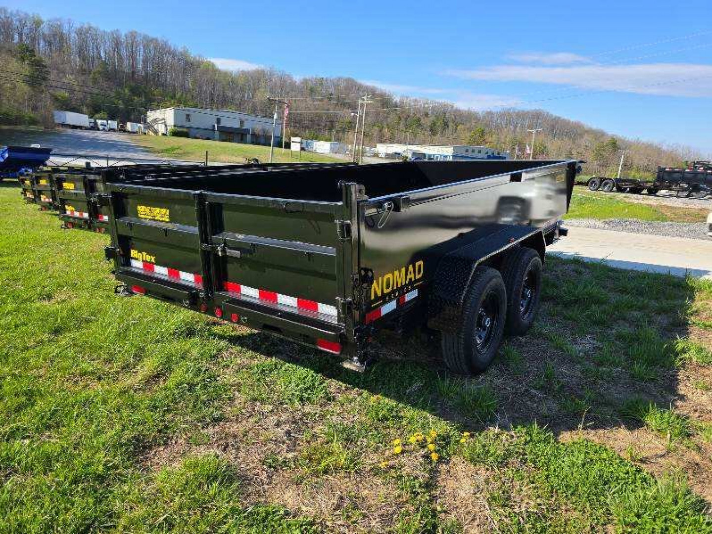 New 2025 Big Tex Trailers 14LX-14 Dump Trailer