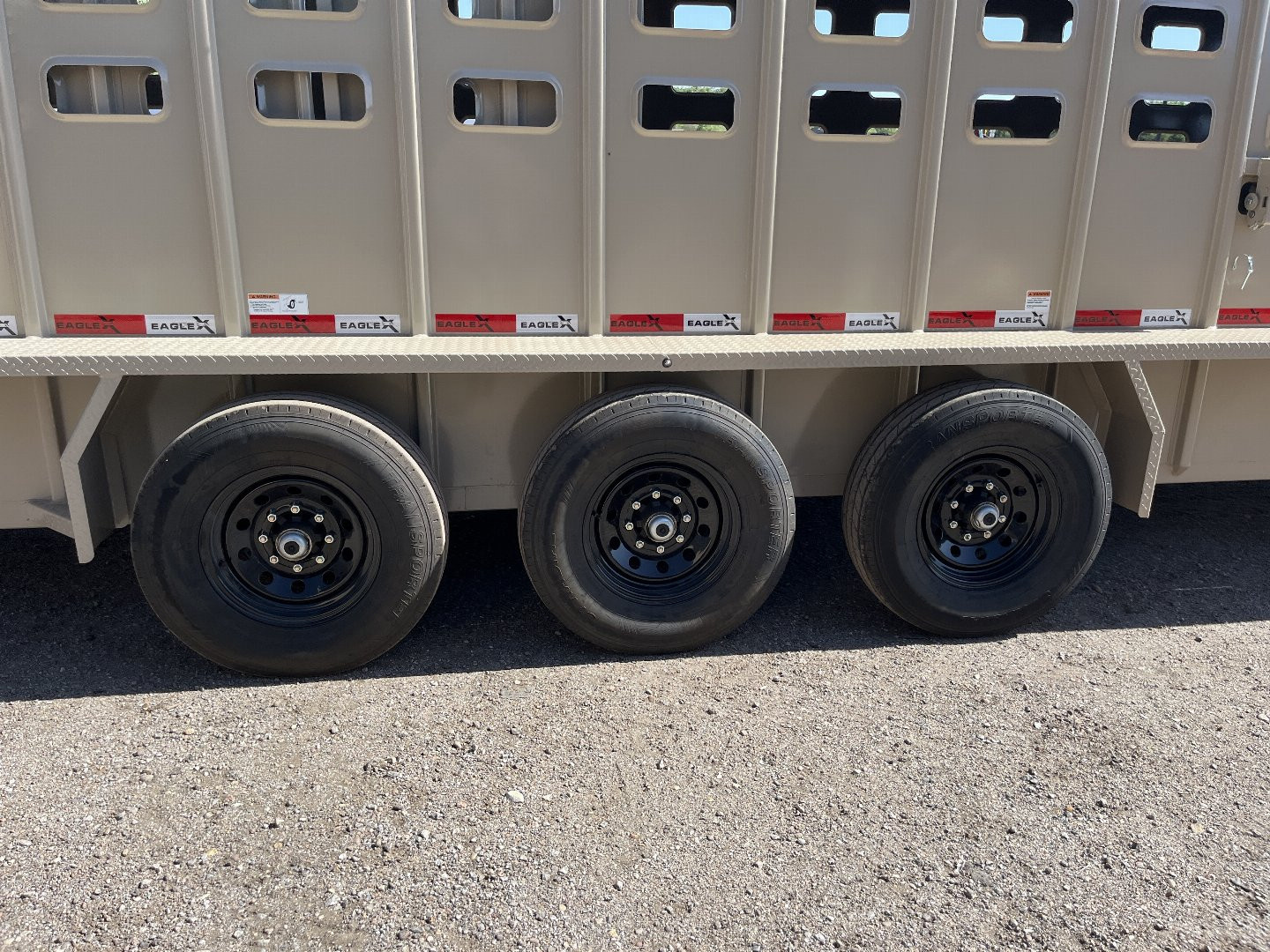 New 2024 Eagle-X Livestock Trailer 28'