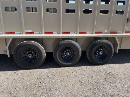New 2024 Eagle-X Livestock Trailer 28'