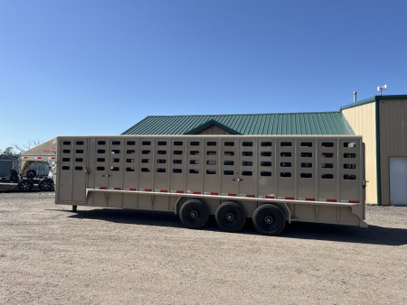 New 2024 Eagle-X Livestock Trailer 28'