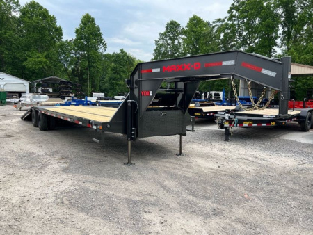 New 2025 MAXX-D YDB 34' HYD DOVE, HYD JACK Equipment Trailer