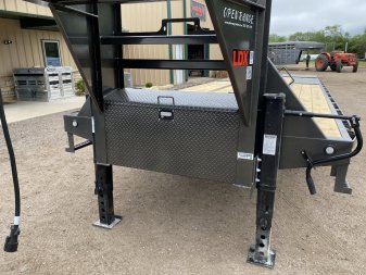 New 2024 MAXXD LDX Flatbed Trailer 102"x32'