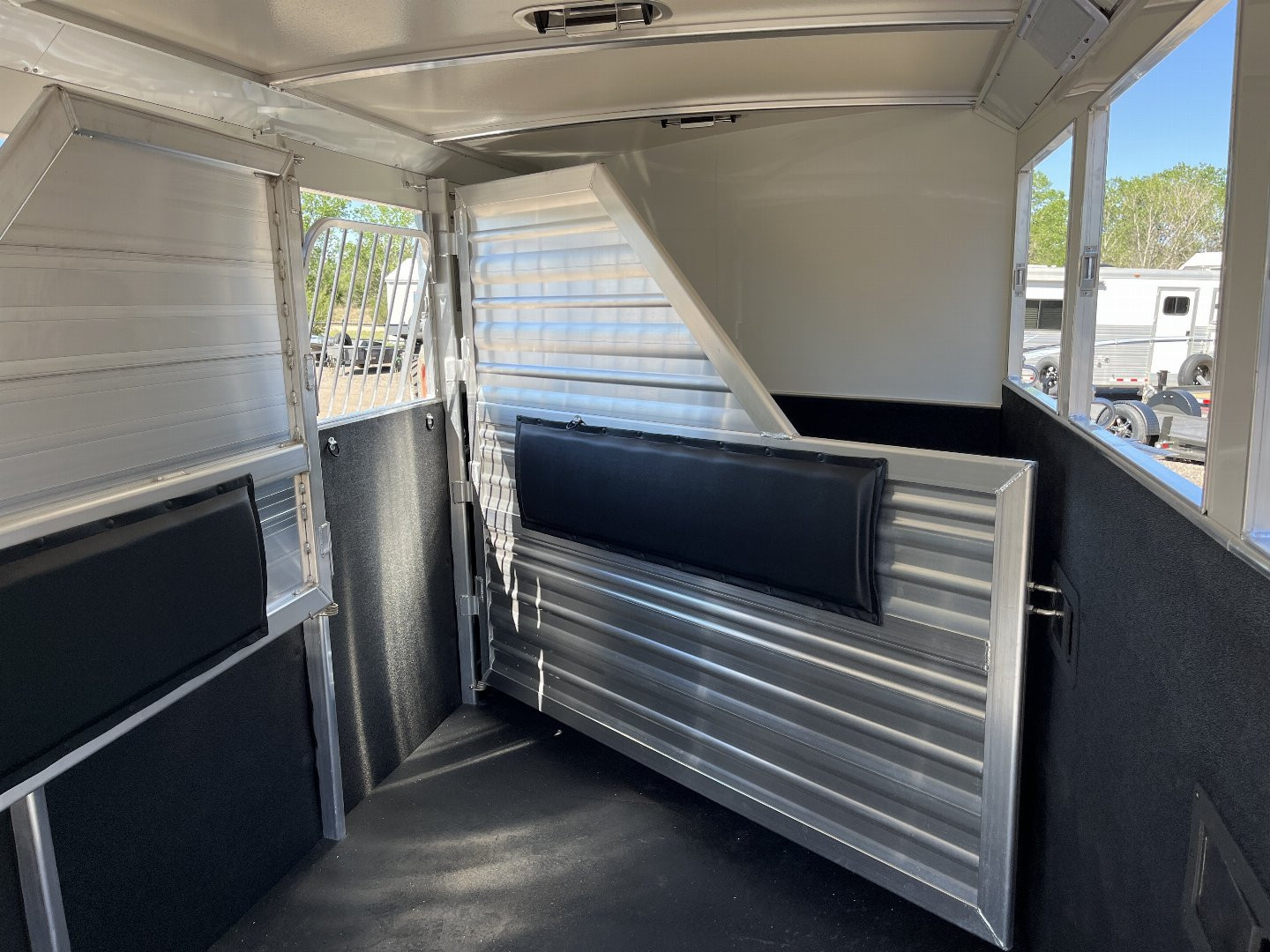 New 2024 Cimarron Trailers Horse Trailer