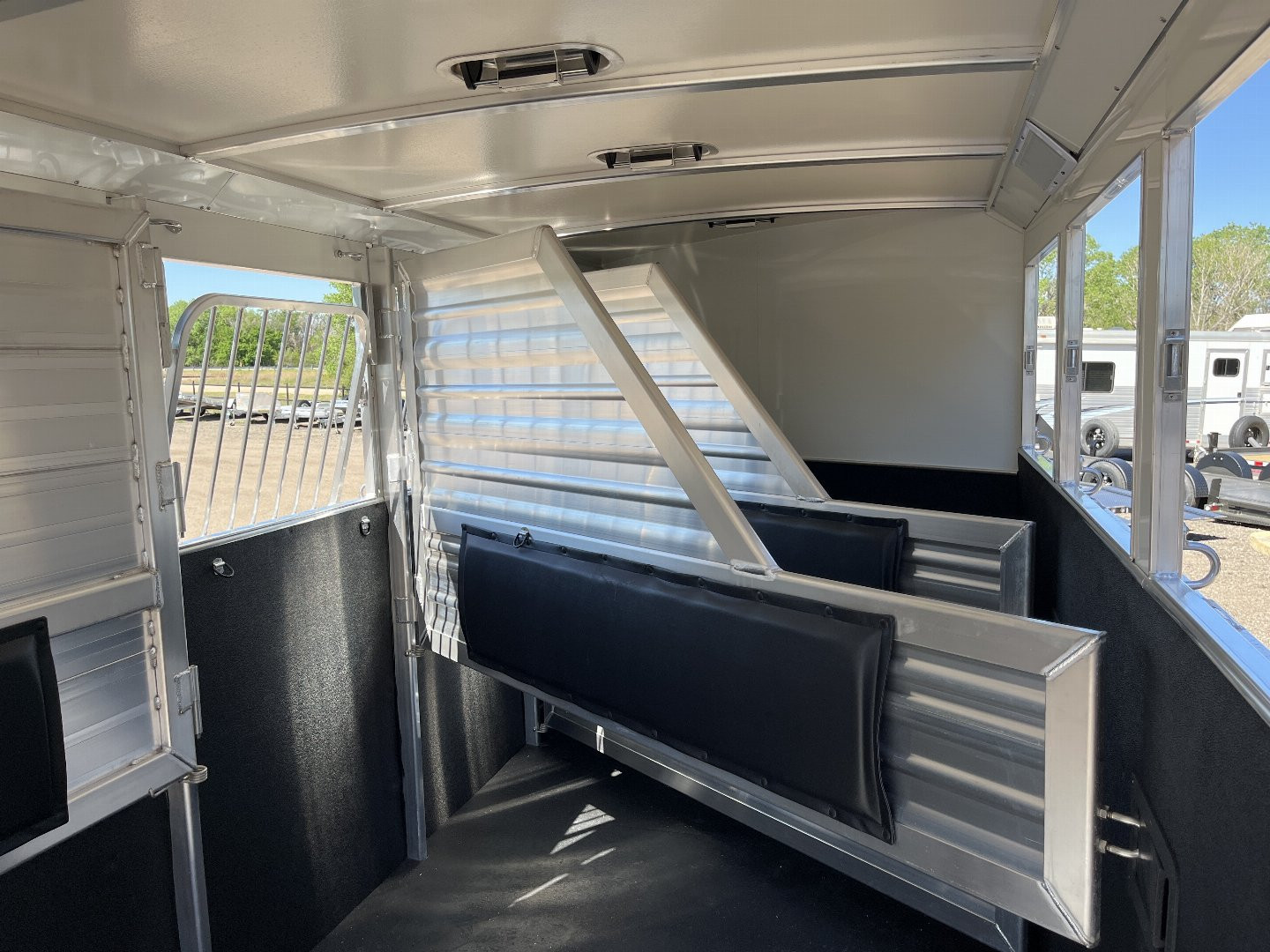 New 2024 Cimarron Trailers Horse Trailer