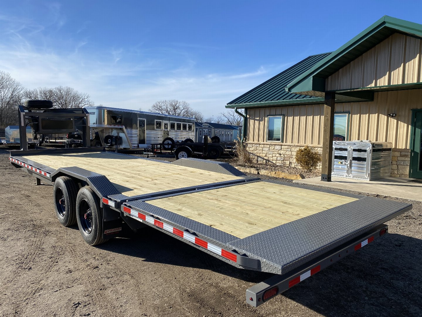 New 2024 Midsota STWB Equipment Trailer 7' Hydraulic Dovetail 26'