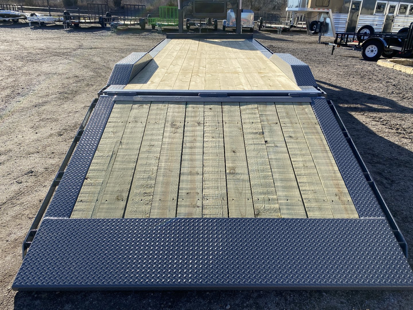 New 2024 Midsota STWB Equipment Trailer 7' Hydraulic Dovetail 26'