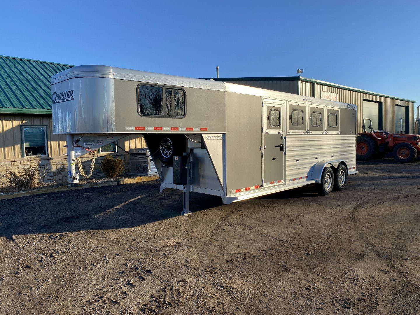 New 2024 Cimarron Trailers Norstar 4 Horse Trailer