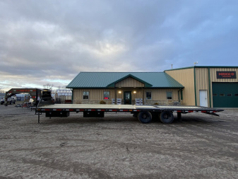 New 2024 MAXXD YDX Flatbed Trailer 36' Hyd. Dovetail