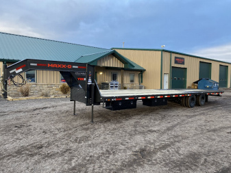 New 2024 MAXXD YDX Flatbed Trailer 36' Hyd. Dovetail