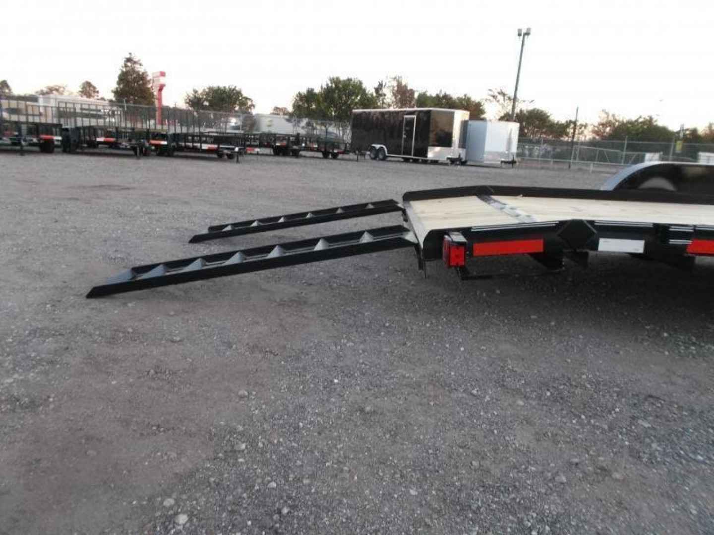 New 2025 LONGHORN TRAILERS 83x20 7K Car Hauler / Racing Trailer / 2ft Dovetail / 5ft Stow Away Ramps / Brakes / LED Lights