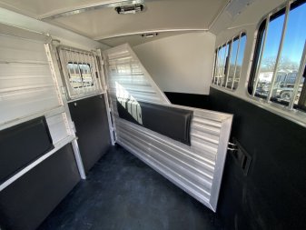 New 2024 Cimarron Norstar 4 Horse Trailer