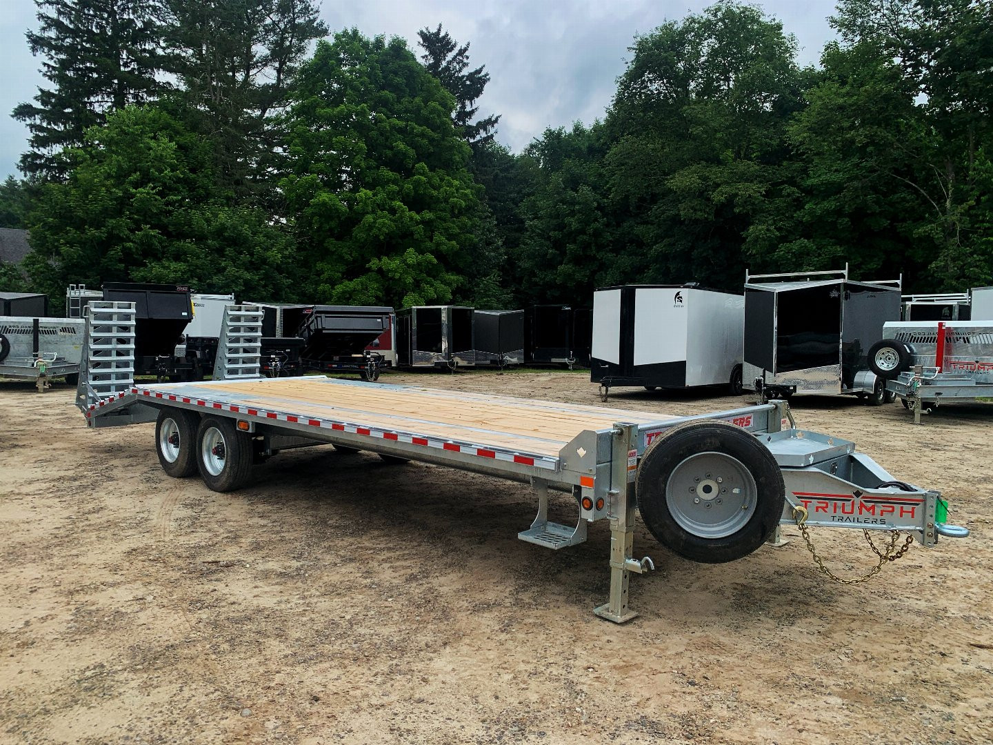 Used 2024 TRIUMPH galvanized 102x25 Deckover Equipment Trailer/22k GVWR ...
