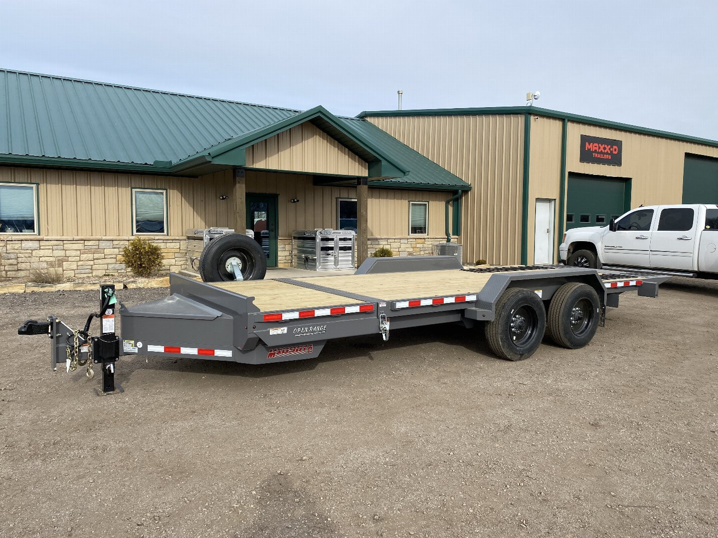 New 2024 Midsota TBHD Tilt Trailer 22' BH