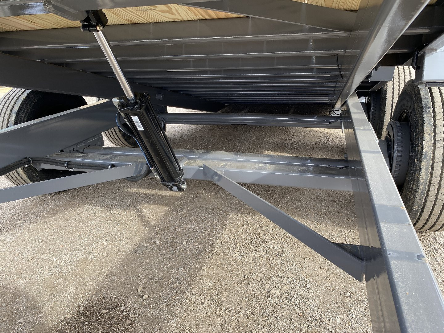 New 2024 Midsota TBHD Tilt Trailer 22' BH