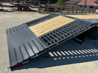 New 2025 Lamar Trailers 8.5x36 Gooseneck Deckover Equipment Trailer