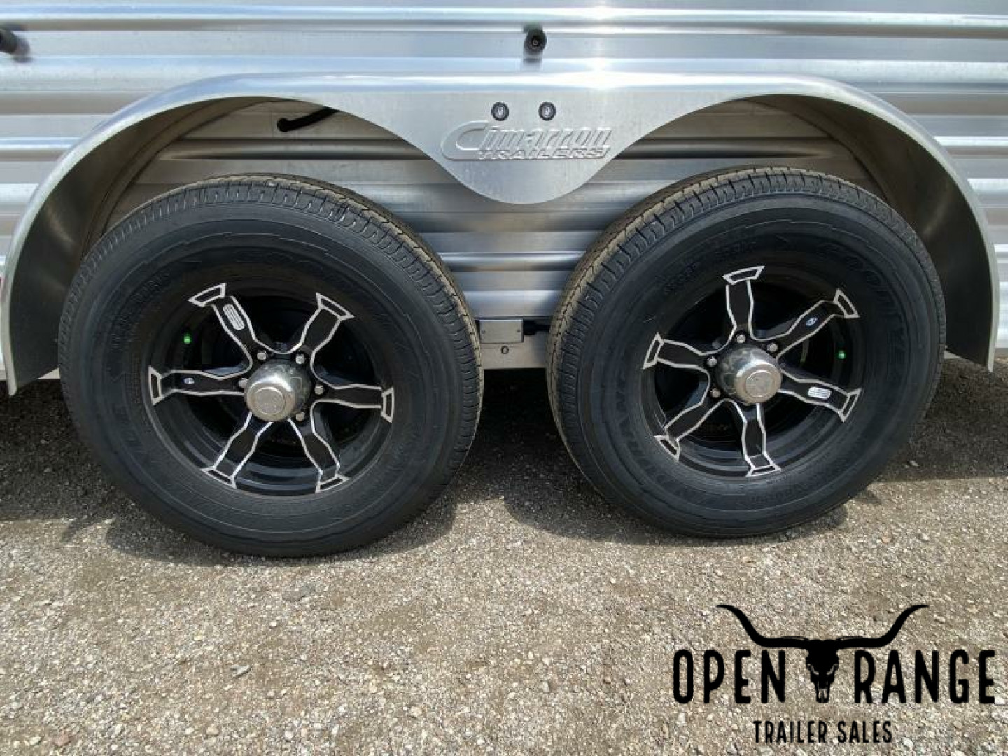 New 2024 CIMARRON TRAILERS  Norstar Horse Trailer