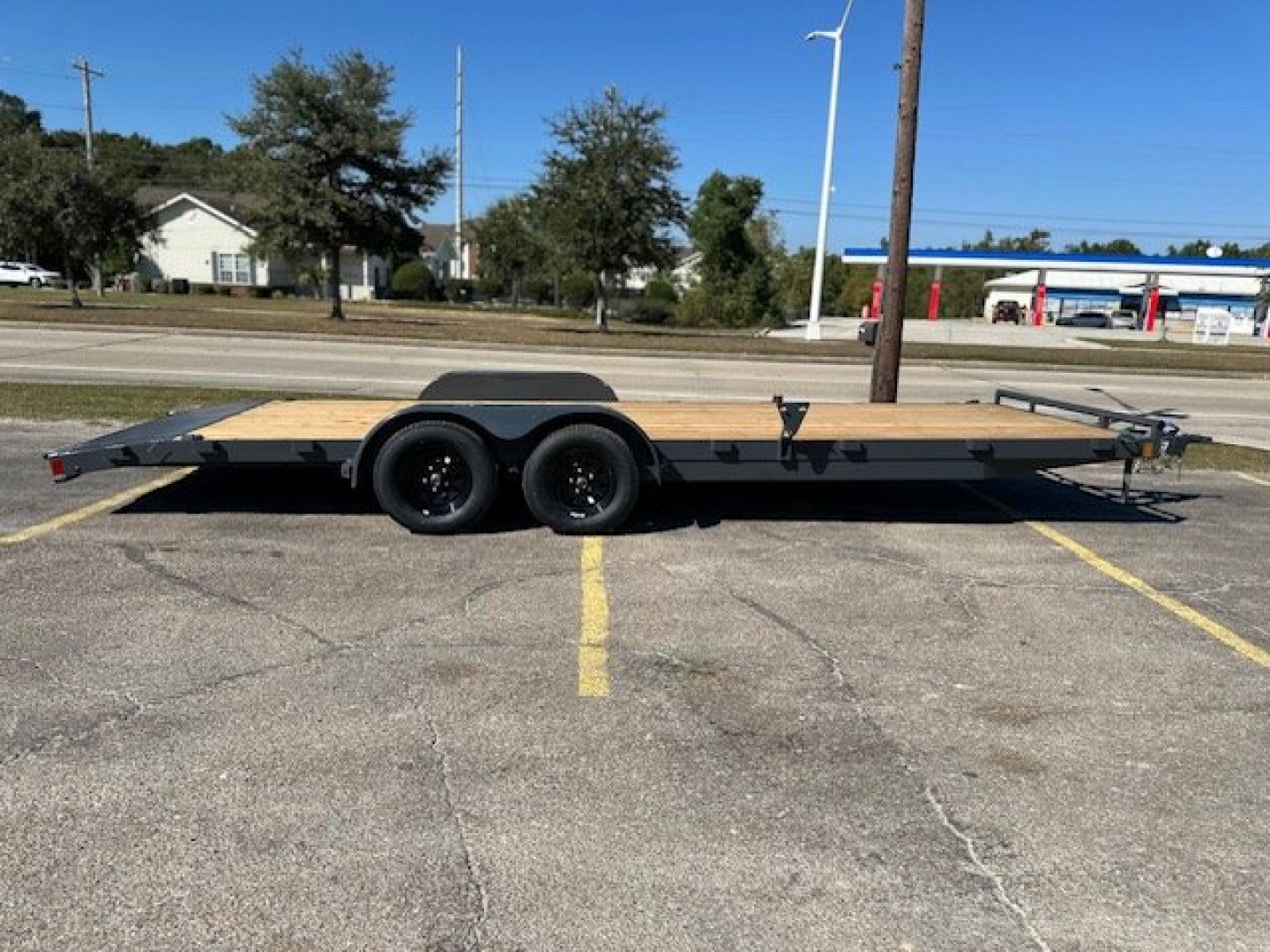 New 2025 Lamar Trailers 7x22TA Car Hauler