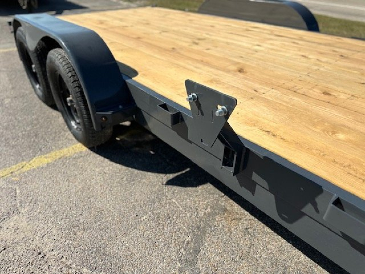 New 2025 Lamar Trailers 7x22TA Car Hauler