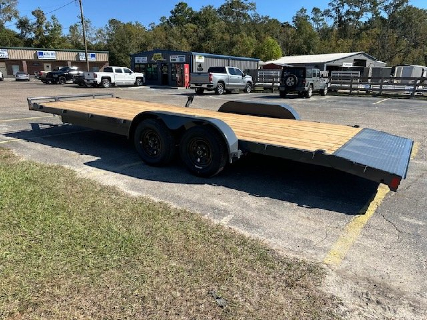 New 2025 Lamar Trailers 7x22TA Car Hauler