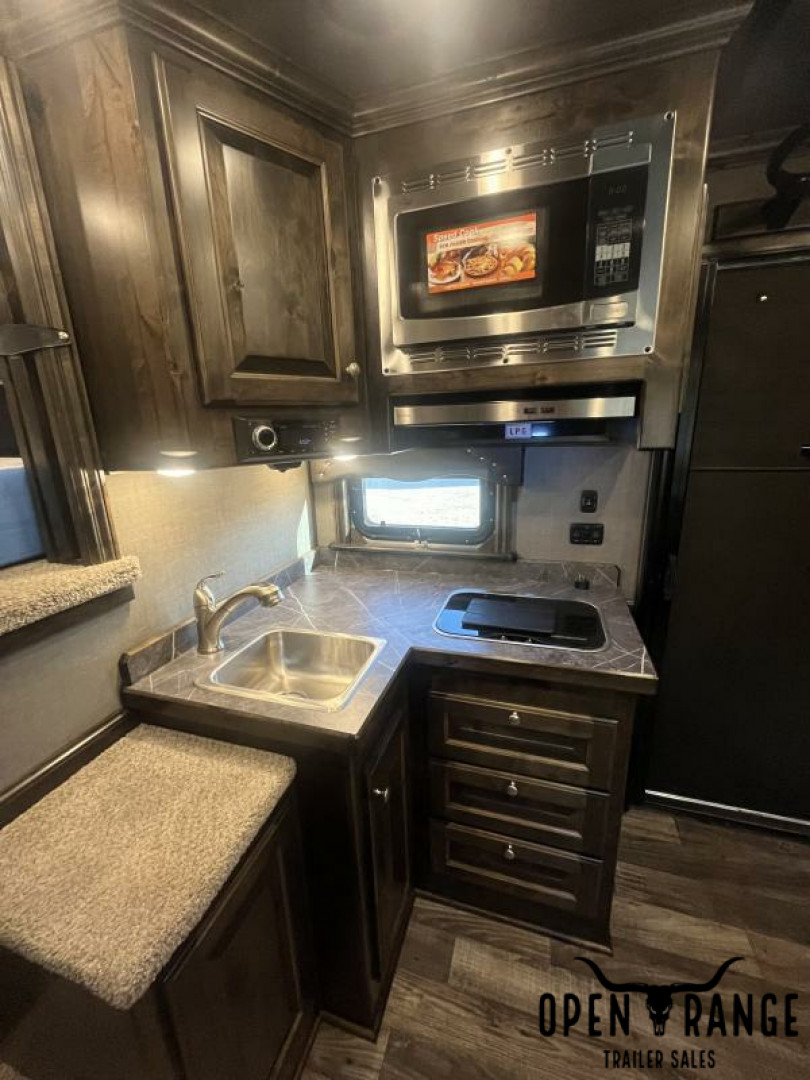 New 2024 Cimarron Lonestar Stock Combo Living Quarters