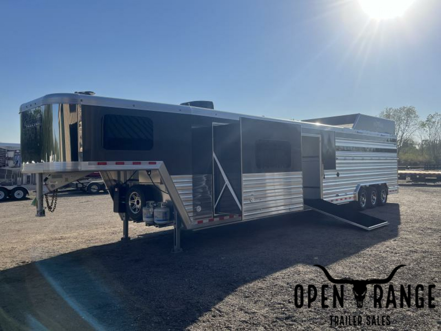New 2024 Cimarron Lonestar Stock Combo Living Quarters