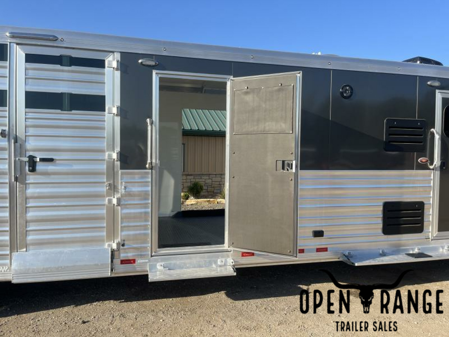 New 2024 Cimarron Lonestar Stock Combo Living Quarters