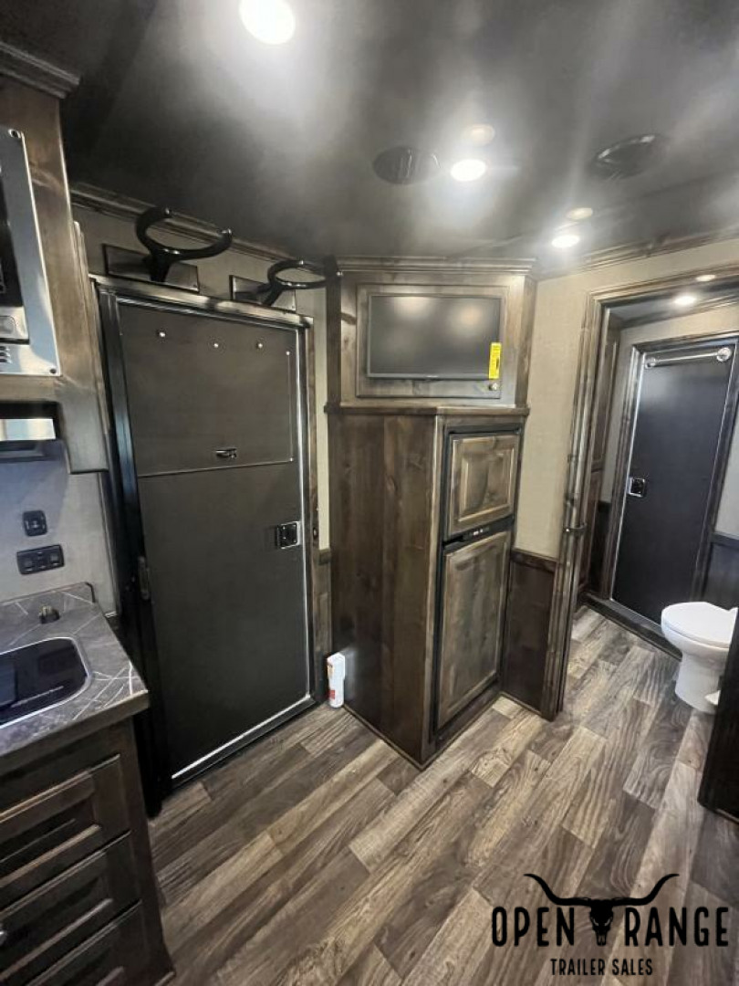 New 2024 Cimarron Lonestar Stock Combo Living Quarters