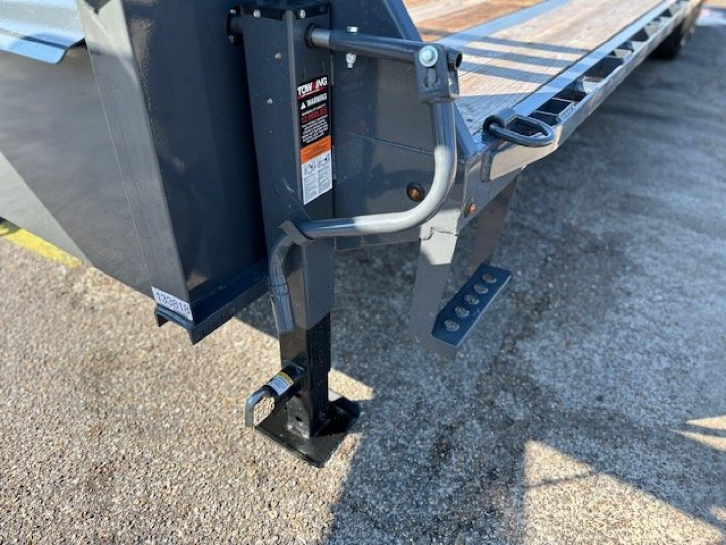 New 2025 Lamar Trailers 8.5x30 Gooseneck Trailer