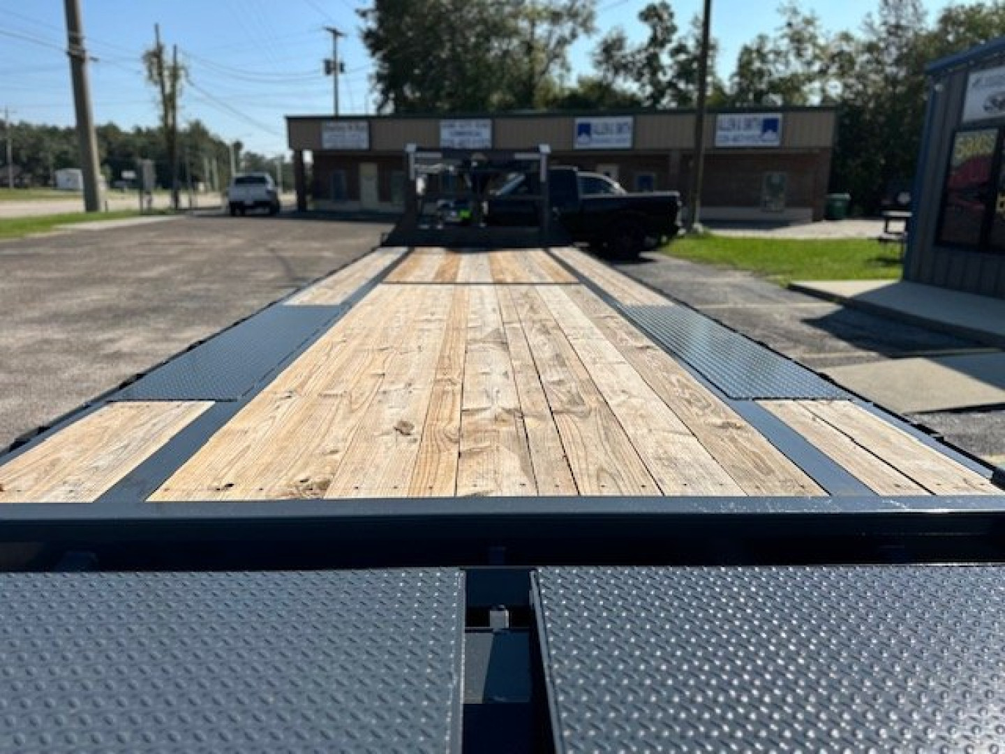 New 2025 Lamar Trailers 8.5x30 Gooseneck Trailer