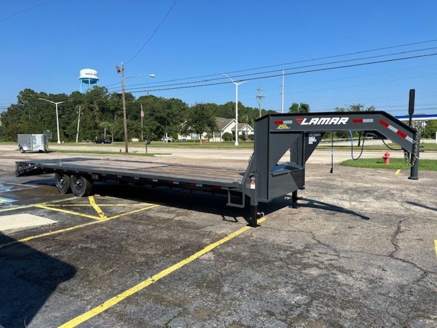 New 2025 Lamar Trailers 8.5x30 Gooseneck Trailer