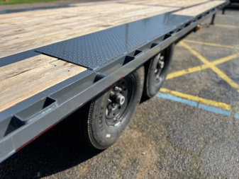 New 2025 Lamar Trailers 8.5x30 Gooseneck Trailer