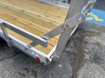 New 2025 BEAR TRACK 5.5x10SA Utility Trailer