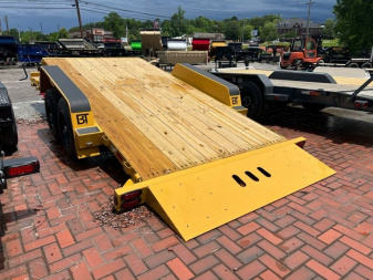 New 2025 Behnke TBCT 16K 22' Equipment Trailer
