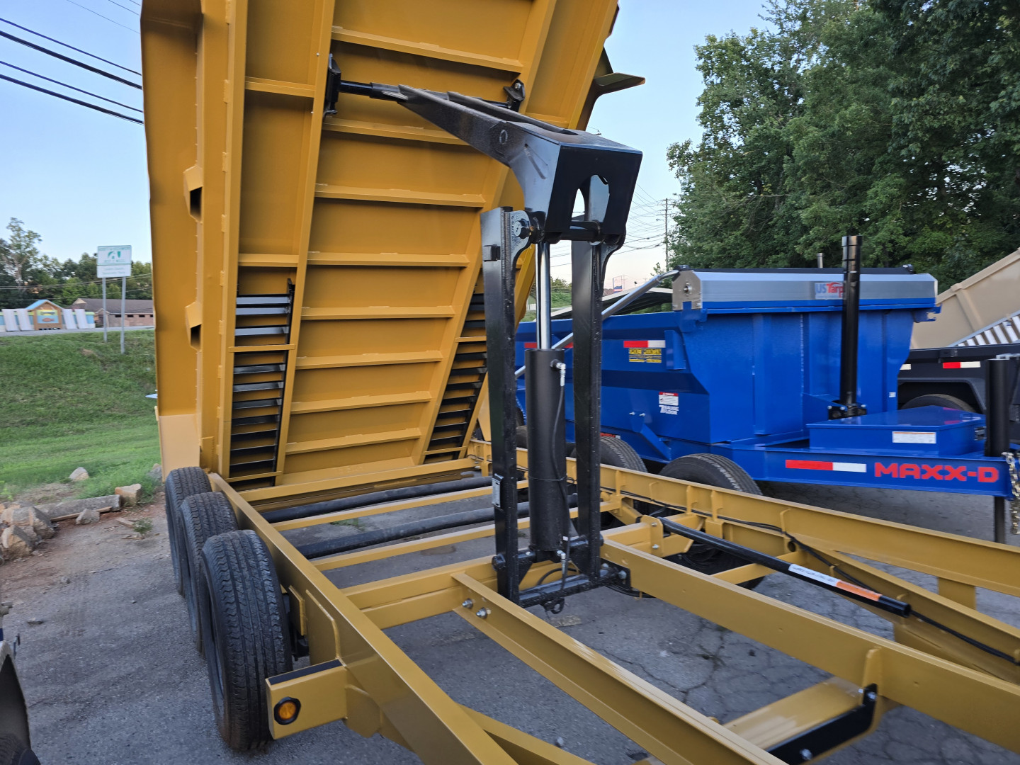 New 2025 Behnke LPD 83''X16' Triple 7's Extreme Heavy Duty Dump Trailer