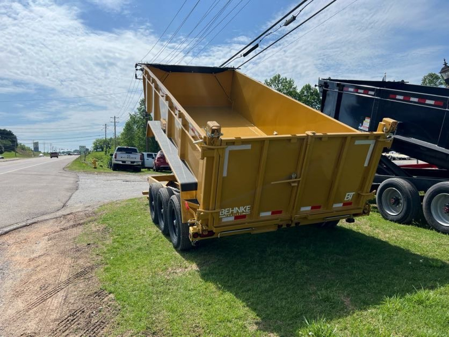 New 2025 Behnke LPD 83''X16' 3 AXLE Dump Trailer