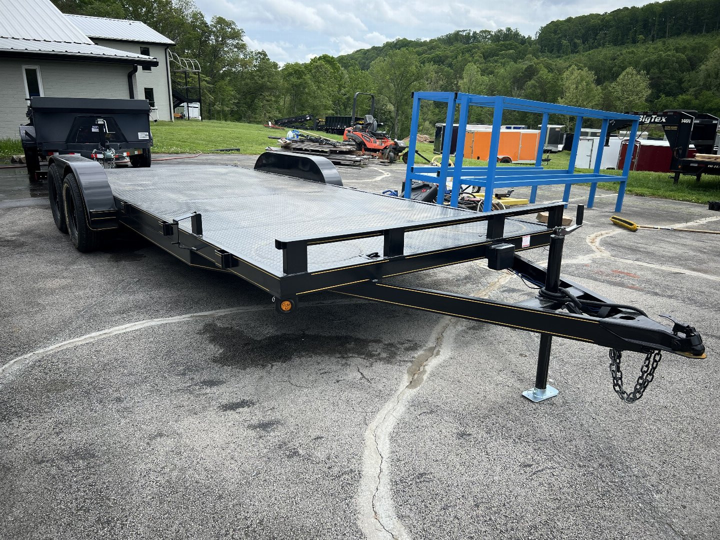 New 2025 P & T Trailers 82X20SSCH Car Hauler
